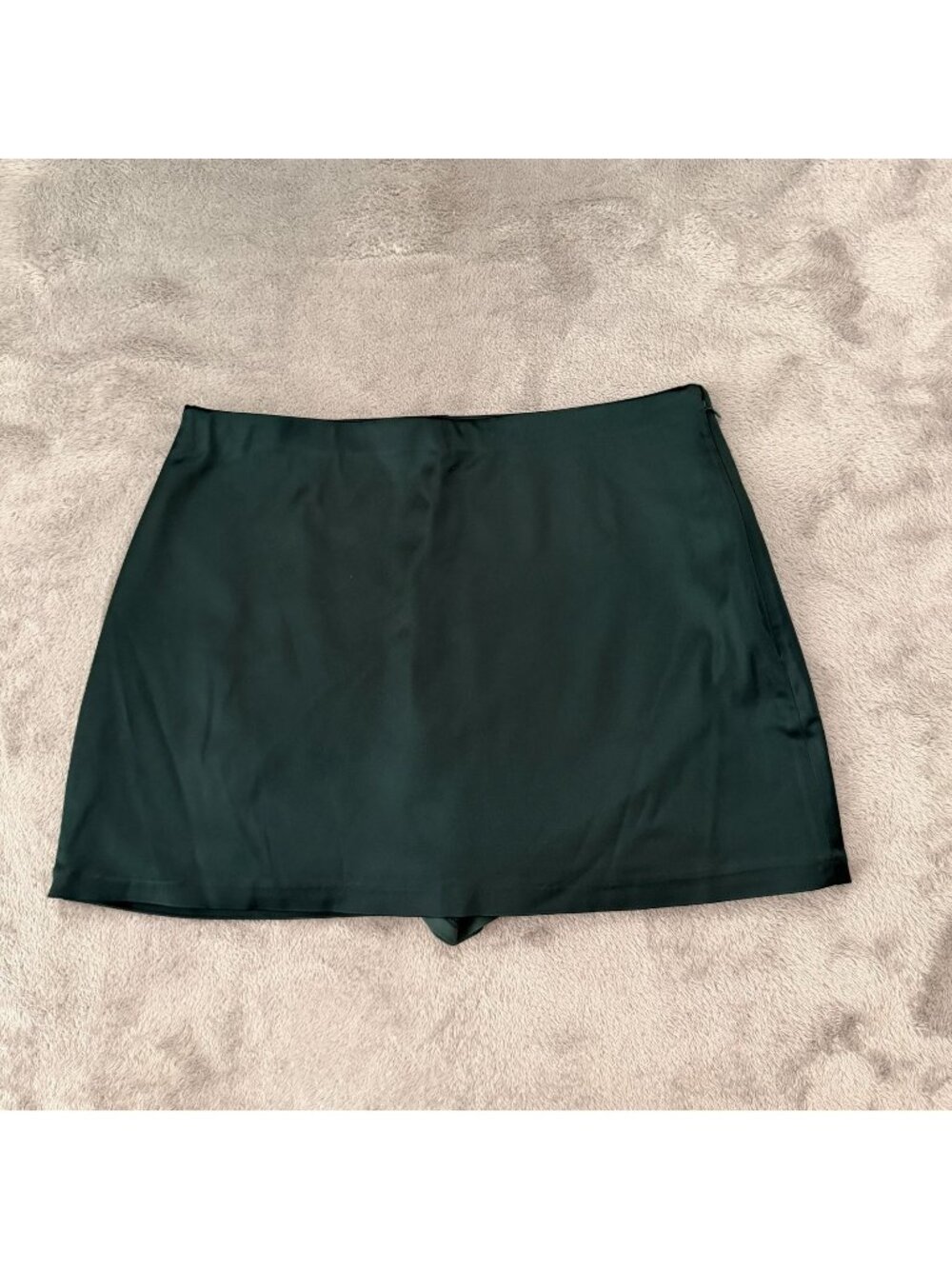 Abercrombie & Fitch A&F Scarlett Mini Skirt Skort Dark Green Satin LARGE
